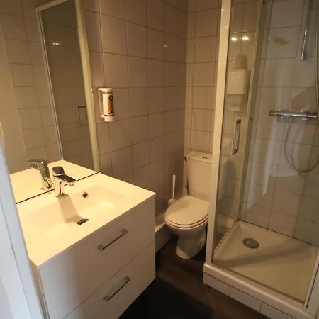 Casabianca Hotel 2*